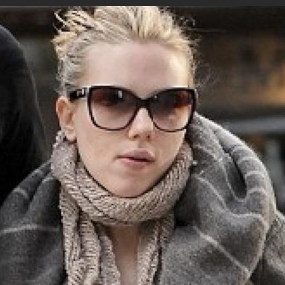 Traded Dolce and Gabbana Sunglasses - Picture 1 of 5